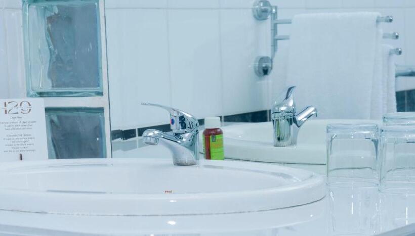 Bed and Breakfast 129_inharties