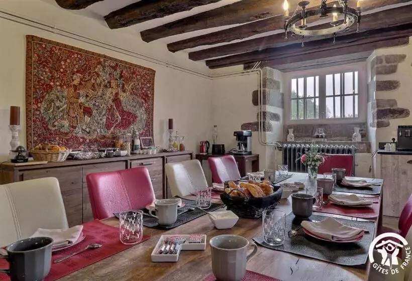 Aamiaismajoitus (B&B) Chateau De La Giraudais