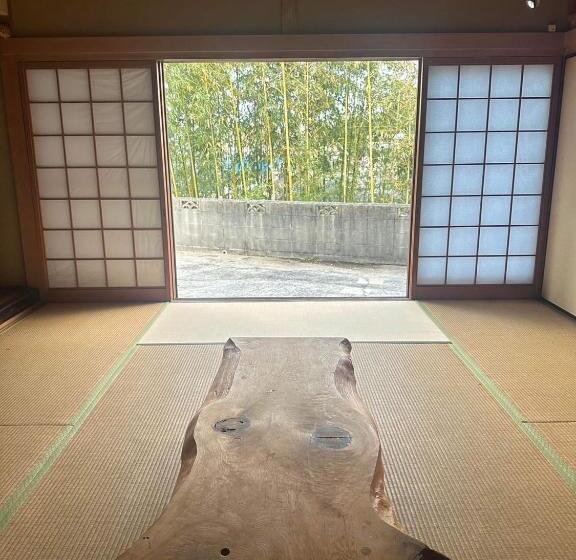 민박 Shionome House