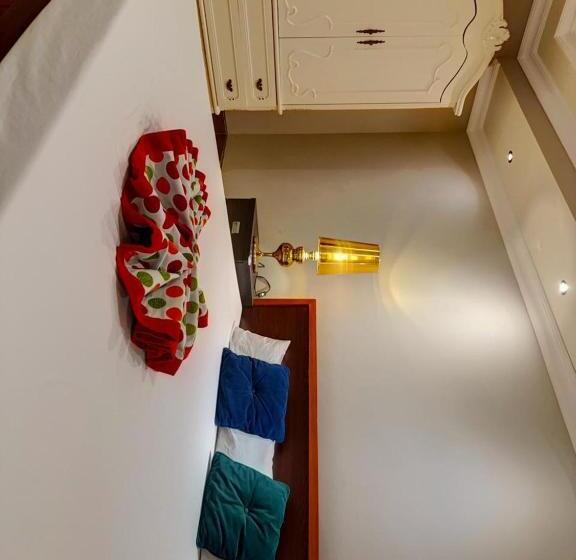 Burnas Beachside Residences Apparts Hôtels