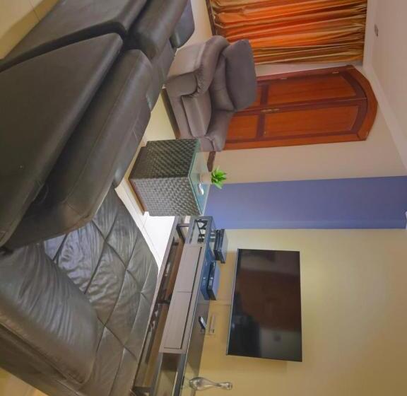 Burnas Beachside Residences Apparts Hôtels