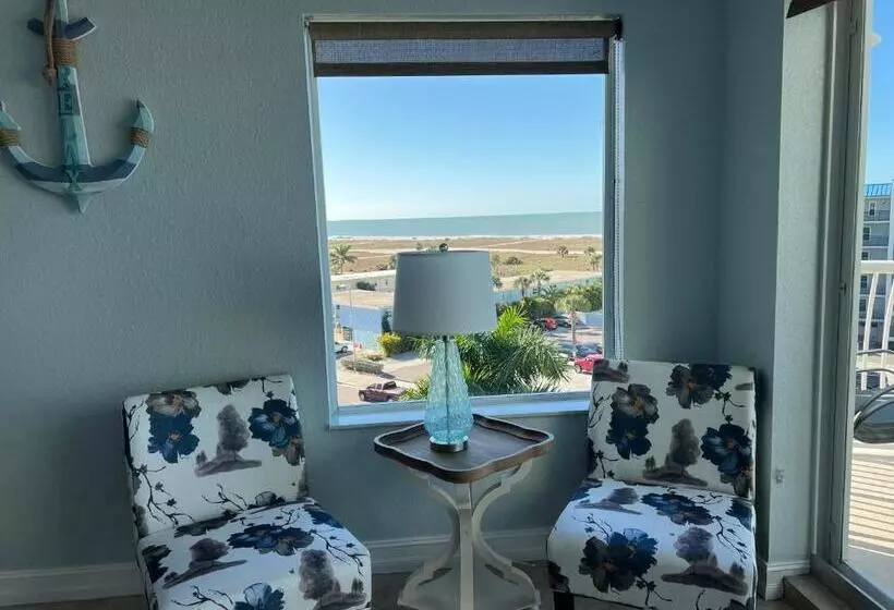 Crystal Palms Resort Treasure Island Penthouse Unit 603