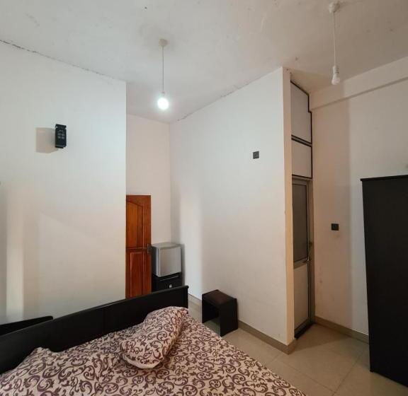 בית מלון כפרי Mihira Village