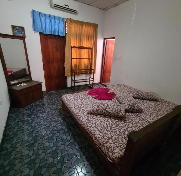 בית מלון כפרי Mihira Village