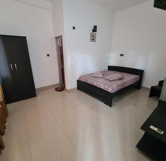 בית מלון כפרי Mihira Village