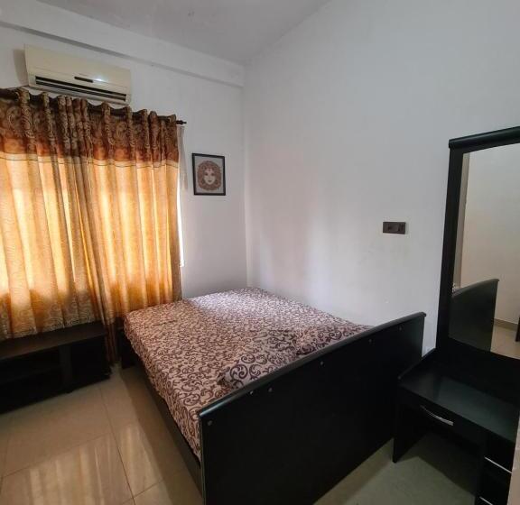 בית מלון כפרי Mihira Village