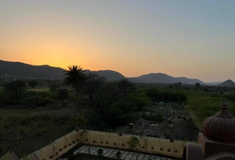 Hotel Pagdandi Villa By Aloha