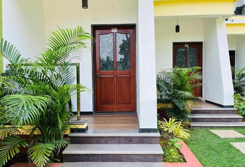 בית מלון כפרי Tattvam Wild Ocean