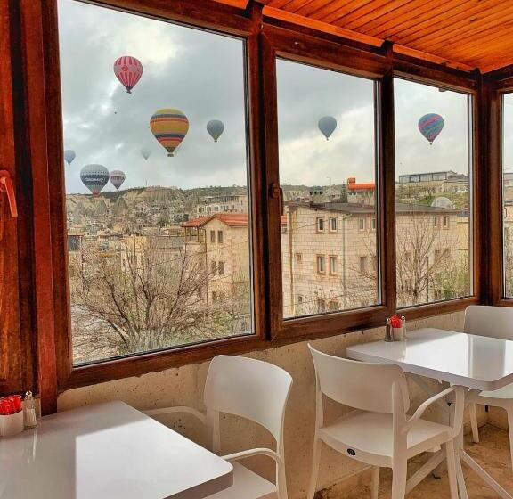 هتل Yellow Stone House