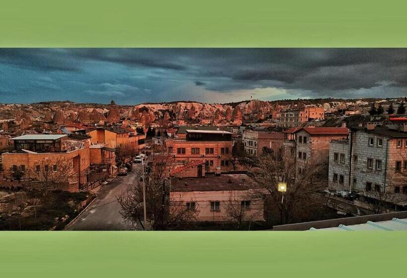 هتل Yellow Stone House