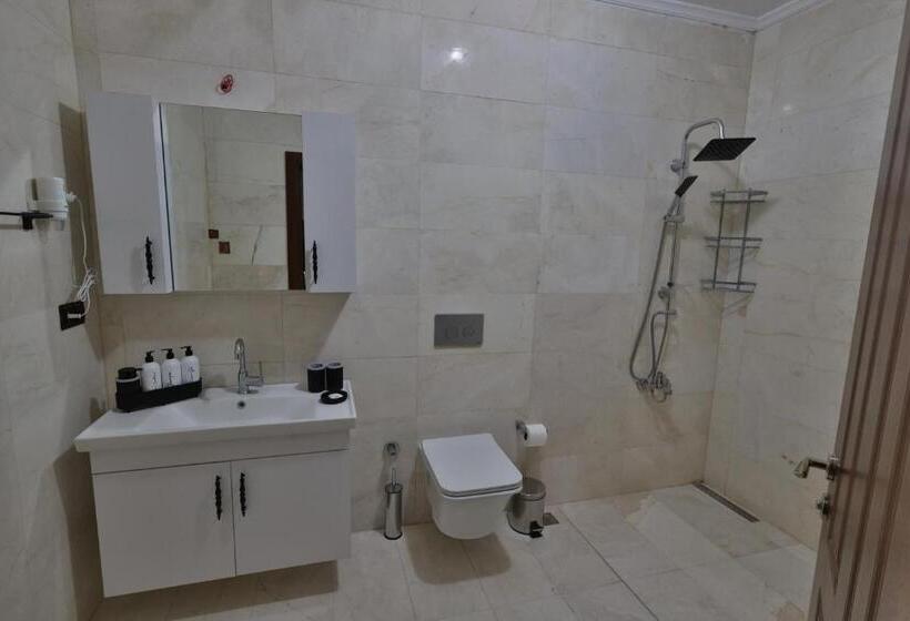 هتل Yellow Stone House