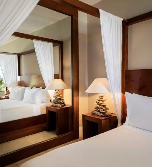 Jashita Hotel   Water Front Suites   Mexico
