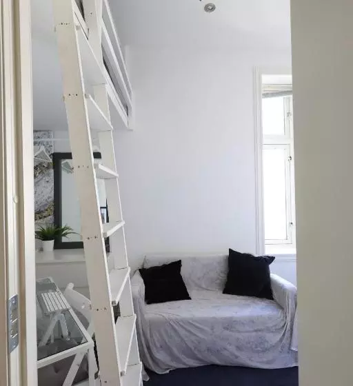 پانسیون Cozy Room In Central Oslo Grunerløkka Happy Days
