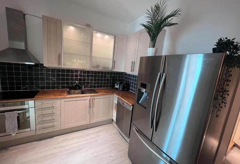 Pension Cozy Room In Central Oslo Grunerløkka Happy Days