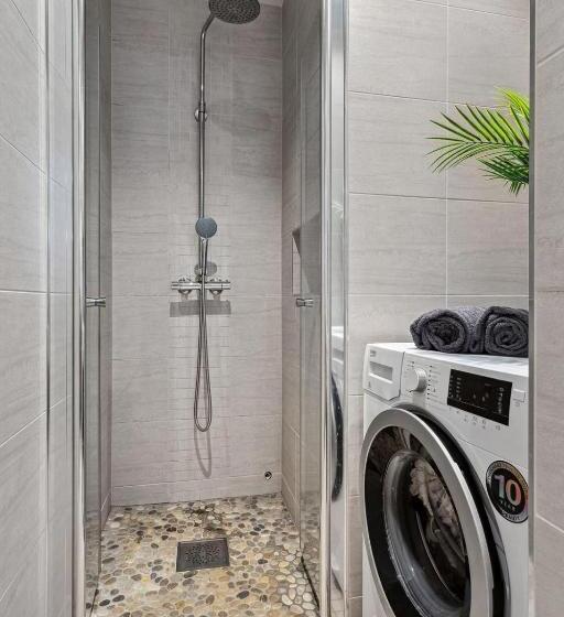 Pension Cozy Room In Central Oslo Grunerløkka Happy Days