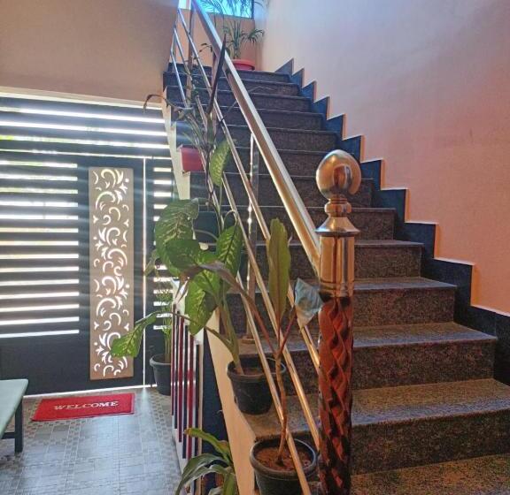 Pensionat La Tanvi Villa @serenity Beach Side