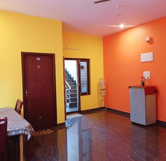 Pensionat La Tanvi Villa @serenity Beach Side