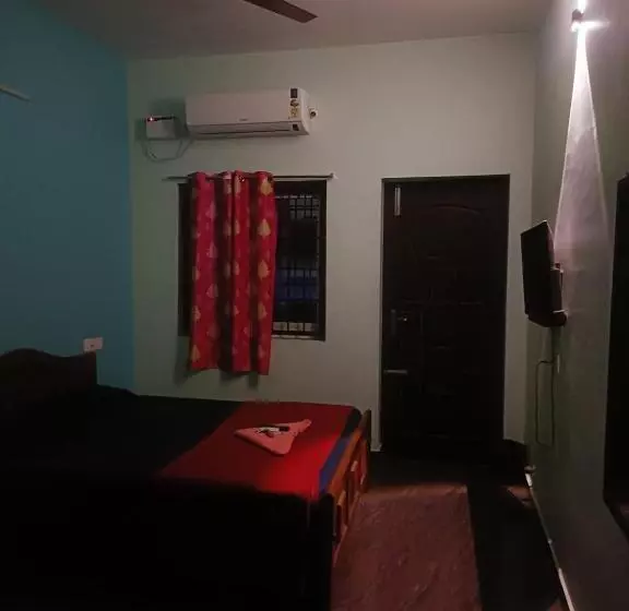 ペンション La Tanvi Villa @serenity Beach Side