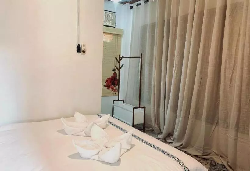 ペンション Vangvieng Pool House