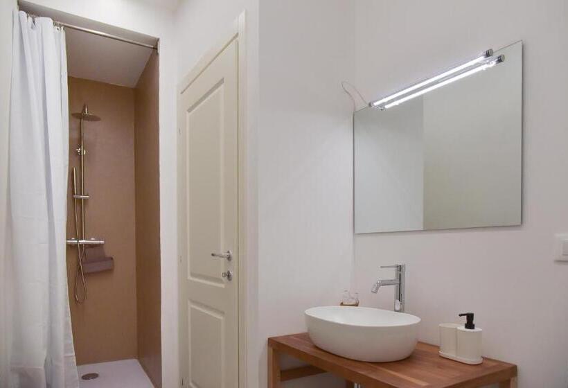 تختخواب و صبحانه Diecivasi