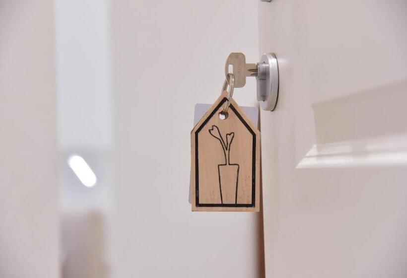 تختخواب و صبحانه Diecivasi