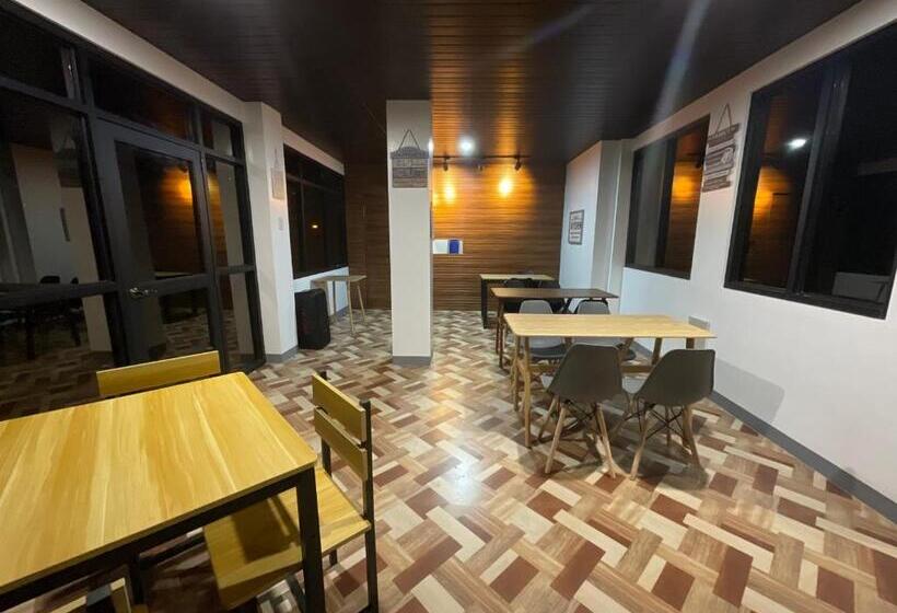 مبيت وإفطار Halajo Bnb Transient