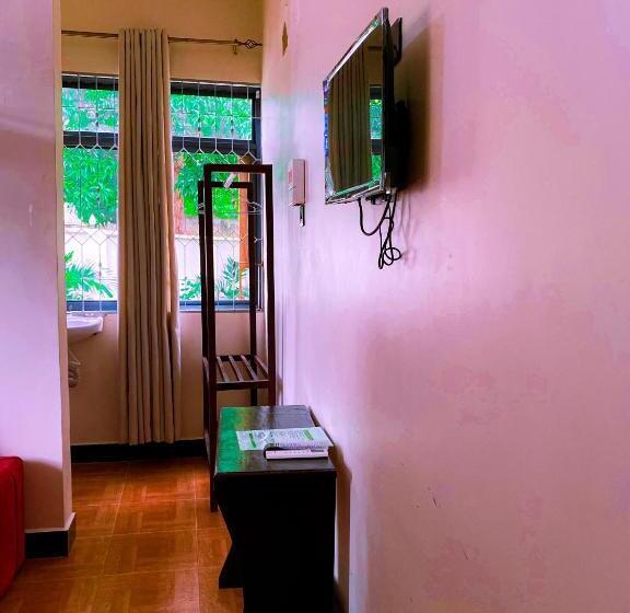 ホテル Family Ties