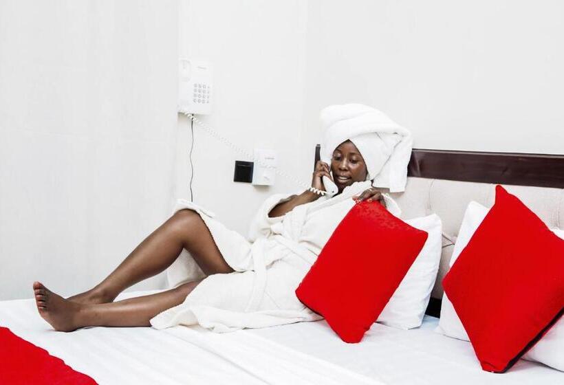 ホテル Family Ties