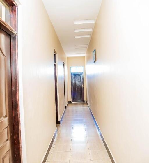 ホテル Family Ties