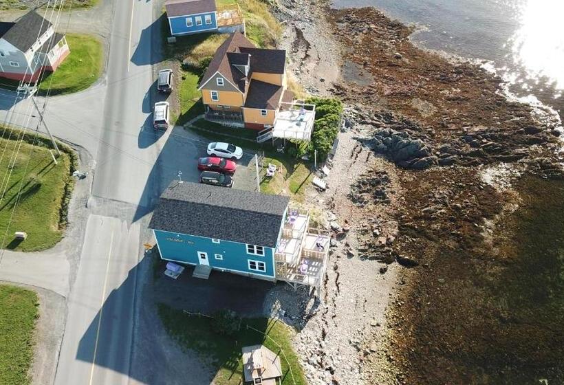 בית מלון כפרי Genevieve Bay Inn