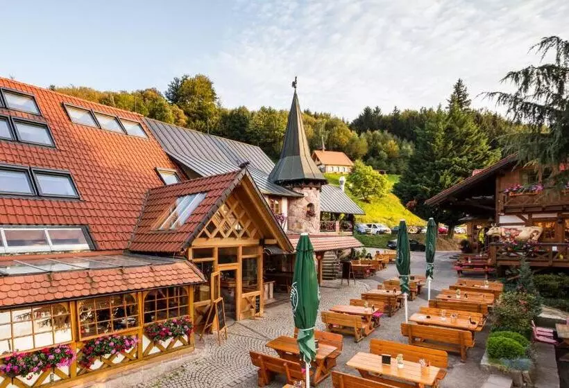 Hotelli Haus Weitblick By Spinnerhof