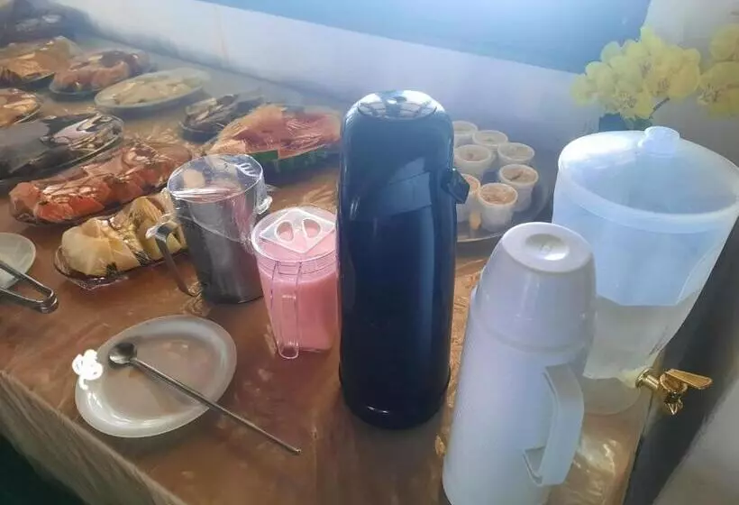 ホテル Pousada Tubarão