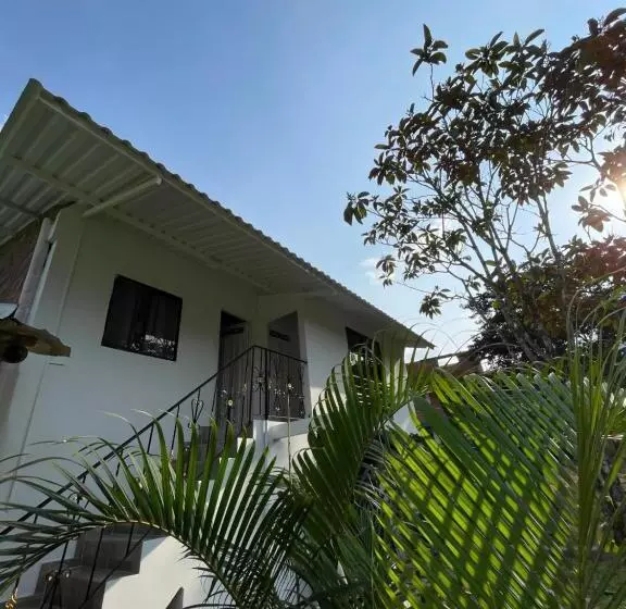 ホテル Rancho La Critalina
