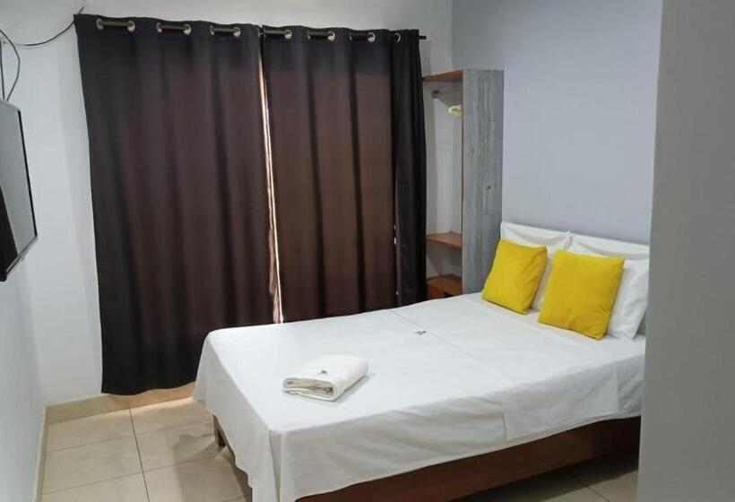 酒店 Rentvistaverde