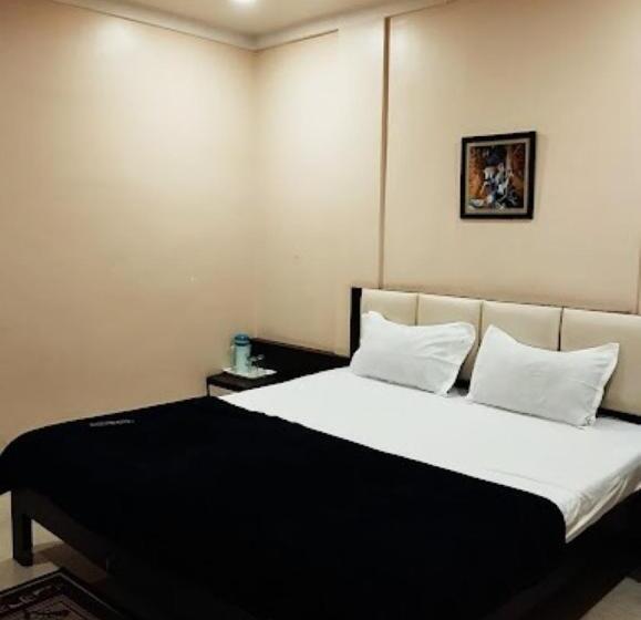 Hotel Shubh Shree Bilaspur