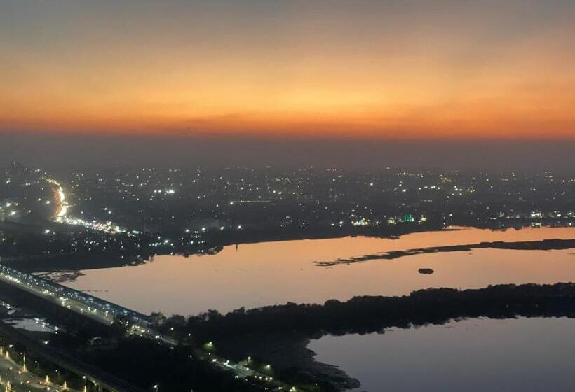 Hotel Spira Supernova