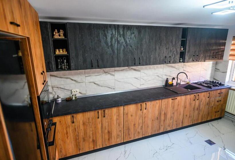 膳宿费 Alpine Bliss Sinaia