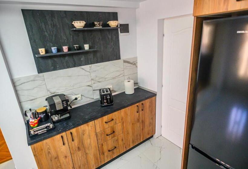 膳宿费 Alpine Bliss Sinaia