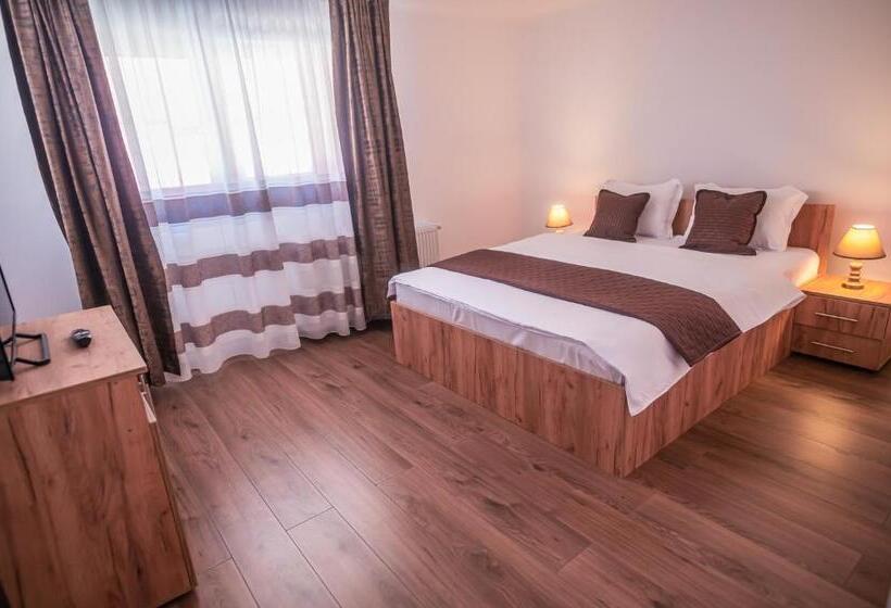 膳宿费 Alpine Bliss Sinaia