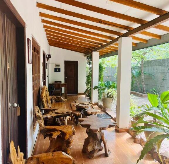 پانسیون Jo Jo Family Resort