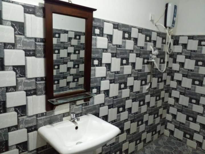 پانسیون Jo Jo Family Resort