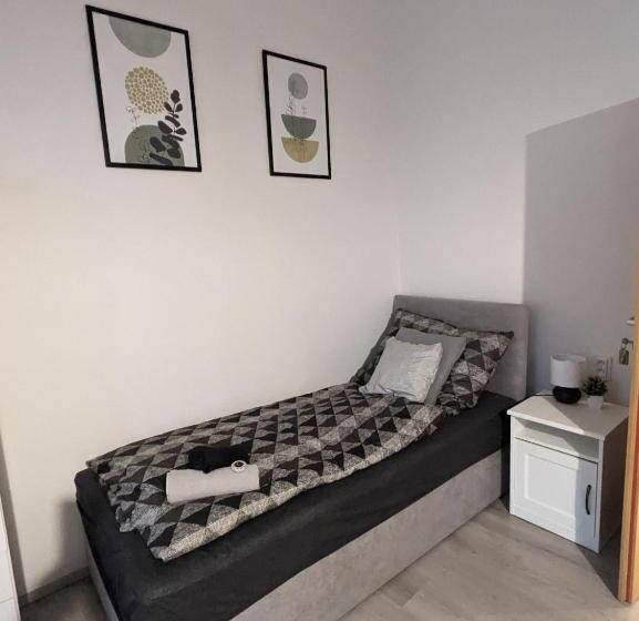 Panzió Penzion Grand Nymburk