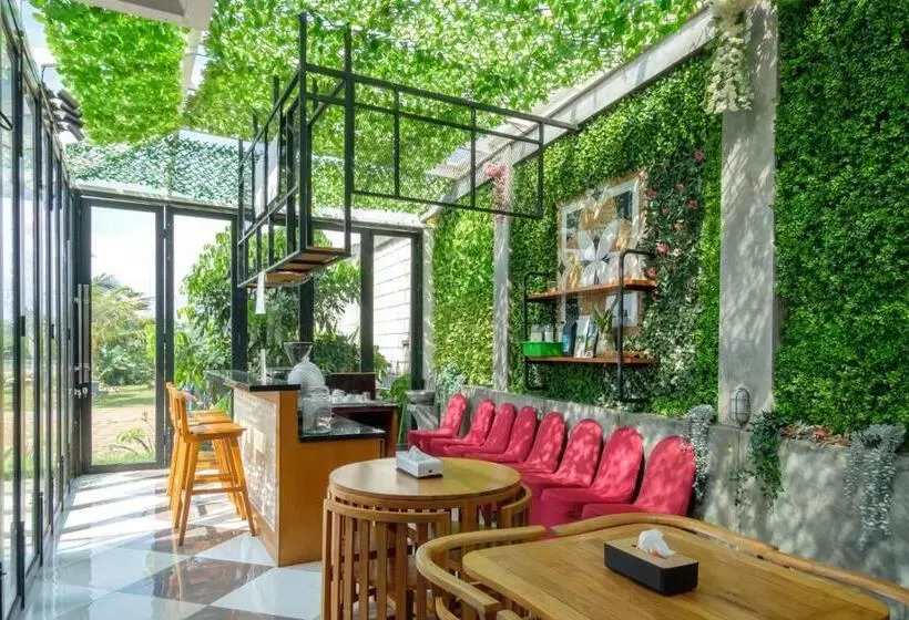 Majatalo Twospaces Living At Deros Resort & Cafe, Bogor