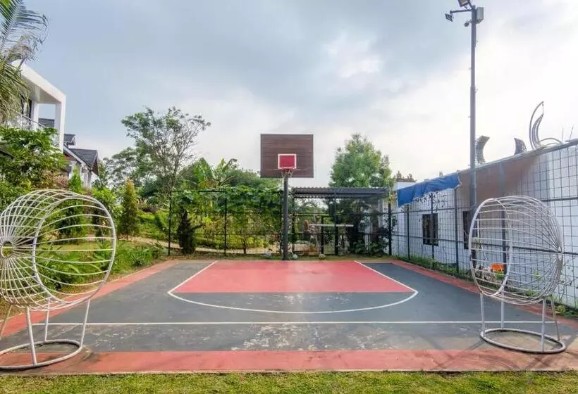 Majatalo Twospaces Living At Deros Resort & Cafe, Bogor