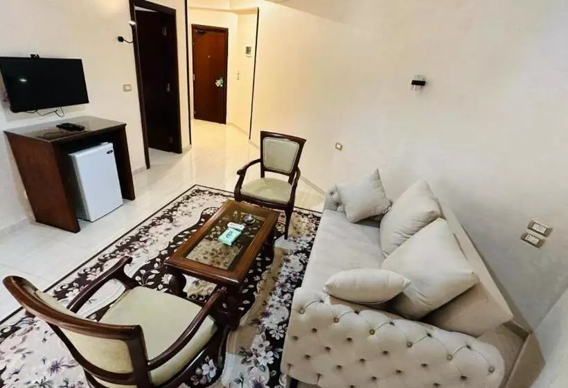 Badr Hotel & Resort El Kharga