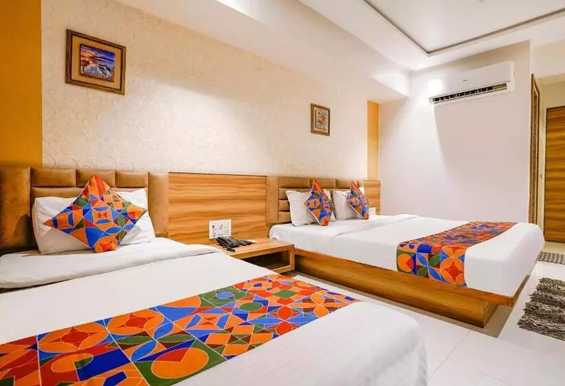 Fabhotel Kingsway