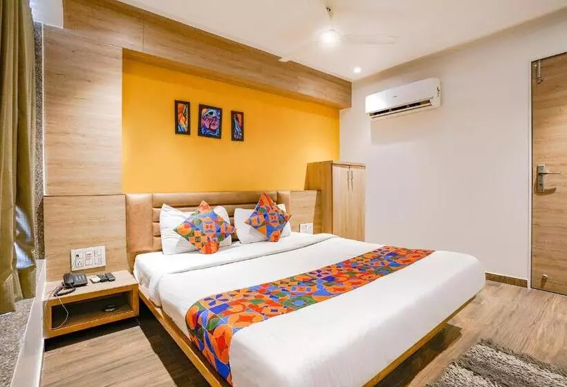 Fabhotel Kingsway