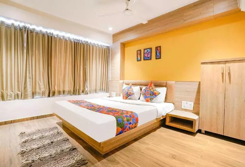Fabhotel Kingsway