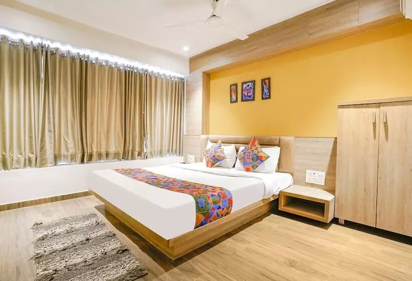 Fabhotel Kingsway