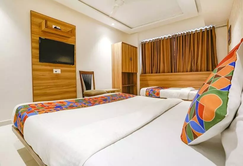 Fabhotel Kingsway